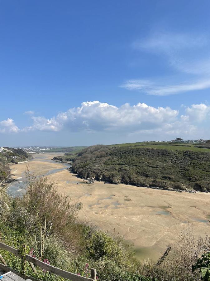1 Chatsworth Riverscape Apartments - Riverview Apartment In Great Location With Free Parking Overlooking The Gannel Just A Short Walk From Newquays Incredible Beaches And Local Amenities New Quay Exterior foto