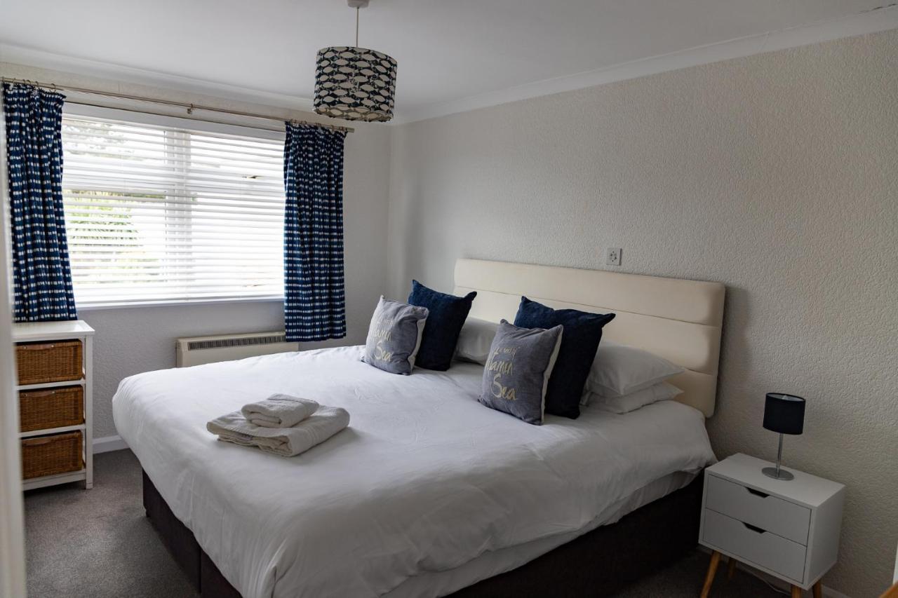 1 Chatsworth Riverscape Apartments - Riverview Apartment In Great Location With Free Parking Overlooking The Gannel Just A Short Walk From Newquays Incredible Beaches And Local Amenities New Quay Exterior foto